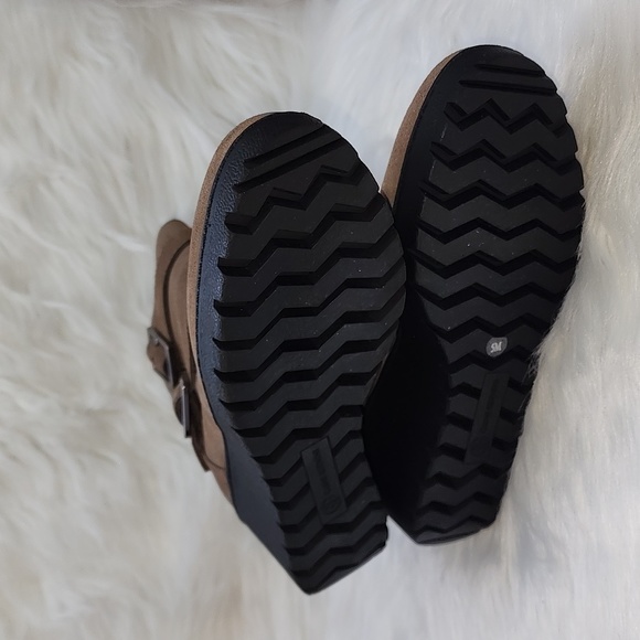 GIANI BERNINI Womens Taupe Buckle Accent Water Resistant Sashaa Round Toe Wedge - Picture 5 of 8